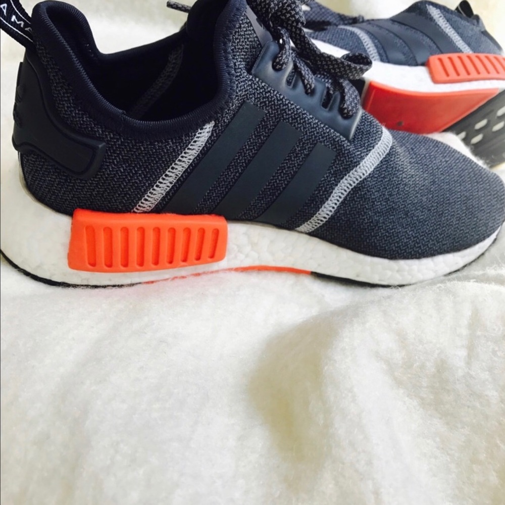 ADIDAS NMD R1 US M SIZE 4 PRE OWNED - Picture 2 of 8